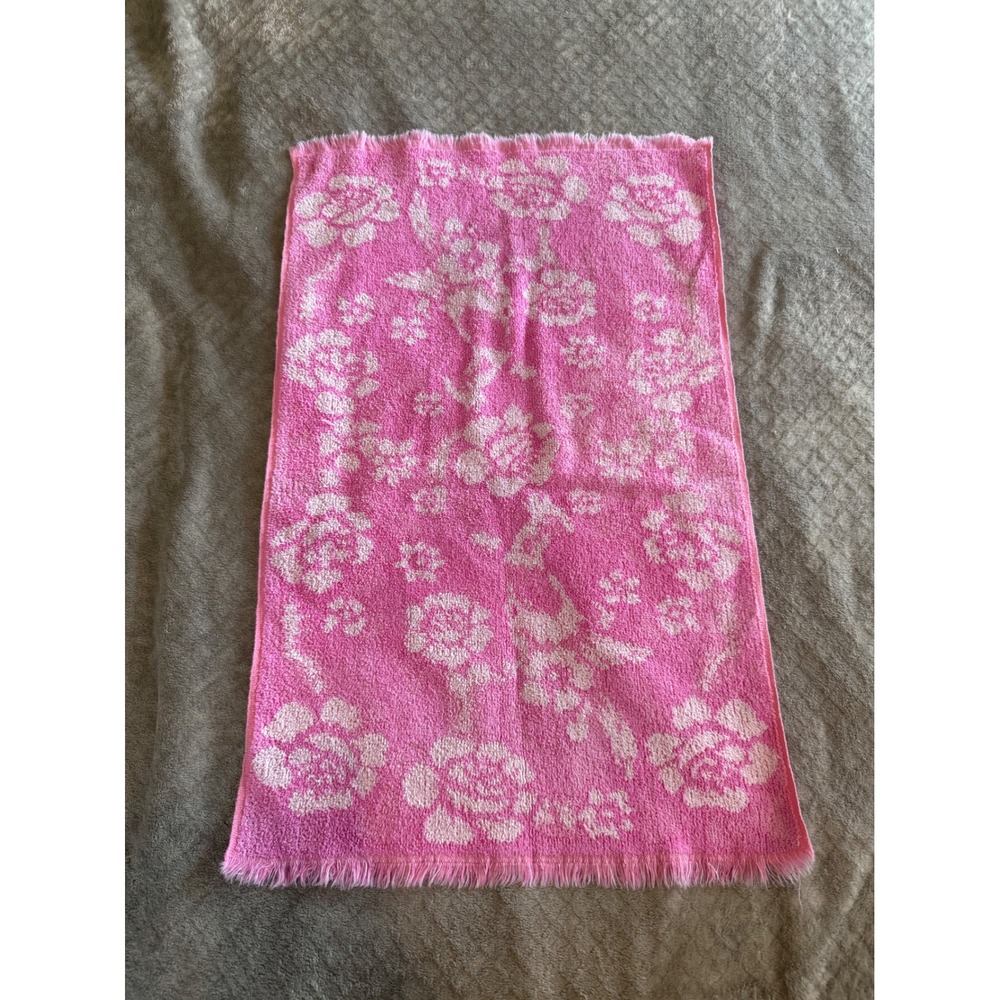 Vintage Martex Pink Rose Floral Cotton Hand Towel Fringe Made in USA Retro